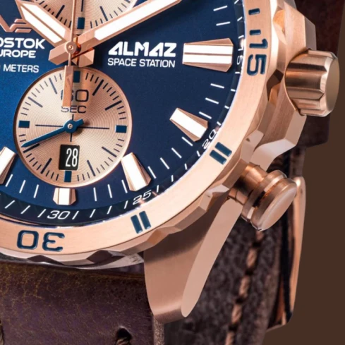 Мъжки ръчен часовник с кварцов механизъм - корпус от Стомана - Естествена кожа - цвят Син