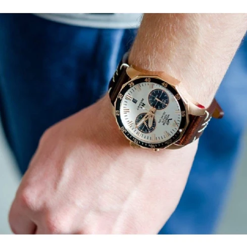 Мъжки ръчен часовник с кварцов механизъм - корпус от Стомана - Естествена кожа - цвят Бял Кафяв