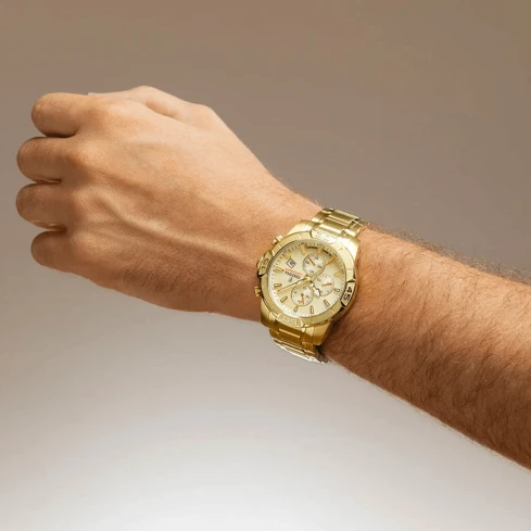 Мъжки ръчен часовник с кварцов механизъм - корпус от Стомана - Стоманена верижка - цвят Злато Злато