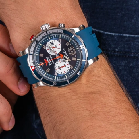 Мъжки ръчен часовник с кварцов механизъм - корпус от Стомана - Силиконова каишка - цвят Син Син