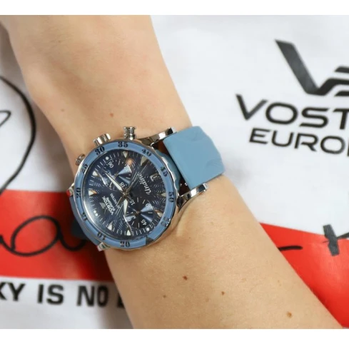 Дамски ръчен часовник с кварцов механизъм - корпус от Стомана - Естествена кожа - цвят Син Син