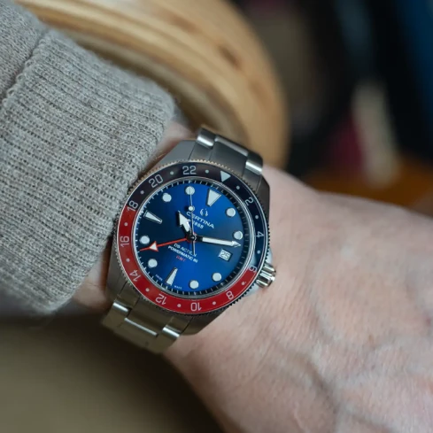 Мъжки ръчен часовник с автоматичен механизъм - корпус от Стомана - Стоманена верижка - цвят Син Сив