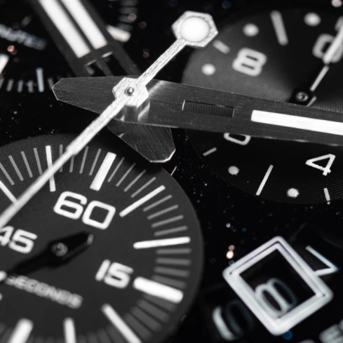 Мъжки ръчен часовник с кварцов механизъм - корпус от Стомана - Естествена кожа - цвят Черен Черен