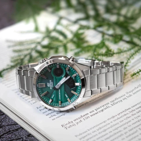 Мъжки ръчен часовник с кварцов механизъм - корпус от Стомана - Стоманена верижка - цвят Зелен Сив
