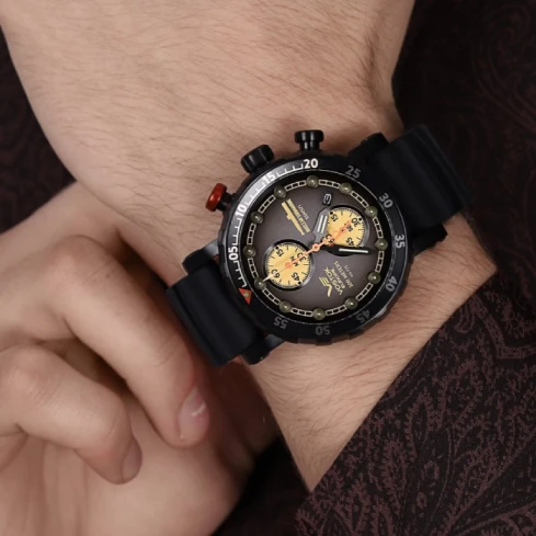 Мъжки ръчен часовник с кварцов механизъм - корпус от Стомана - Силиконова каишка - цвят Черен Кафяв