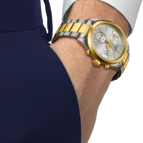 Мъжки ръчен часовник с кварцов механизъм - корпус от Стомана - Стоманена верижка - цвят Сив Злато