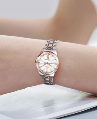 Дамски ръчен часовник с кварцов механизъм - корпус от Стомана - Стоманена верижка - цвят Сив Сив