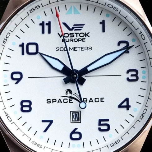 Мъжки ръчен часовник с автоматичен механизъм - корпус от Стомана - Естествена кожа - цвят Бял Кафяв