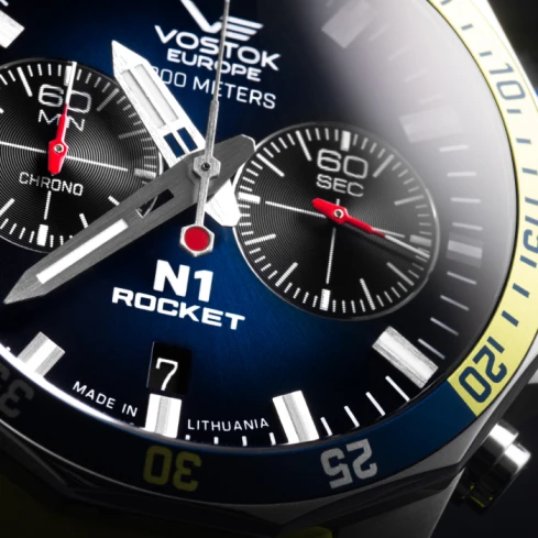 Мъжки ръчен часовник с кварцов механизъм - корпус от Стомана - Естествена кожа - цвят Син