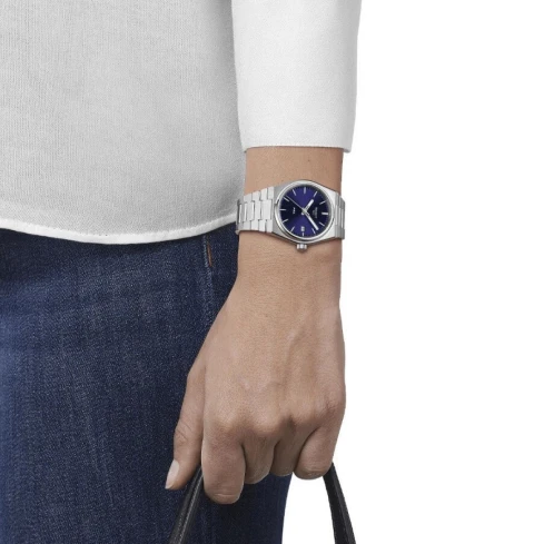 Дамски ръчен часовник с кварцов механизъм - корпус от Стомана - Стоманена верижка - цвят Син Сив